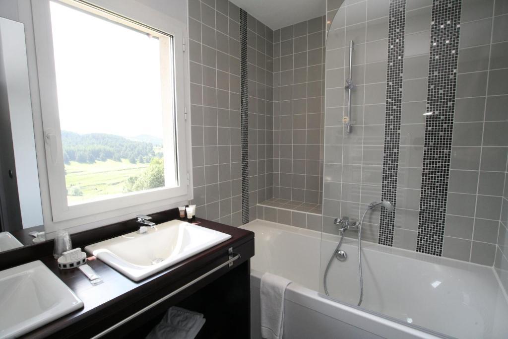 Hotel Corrieu La Llagonne 部屋 写真