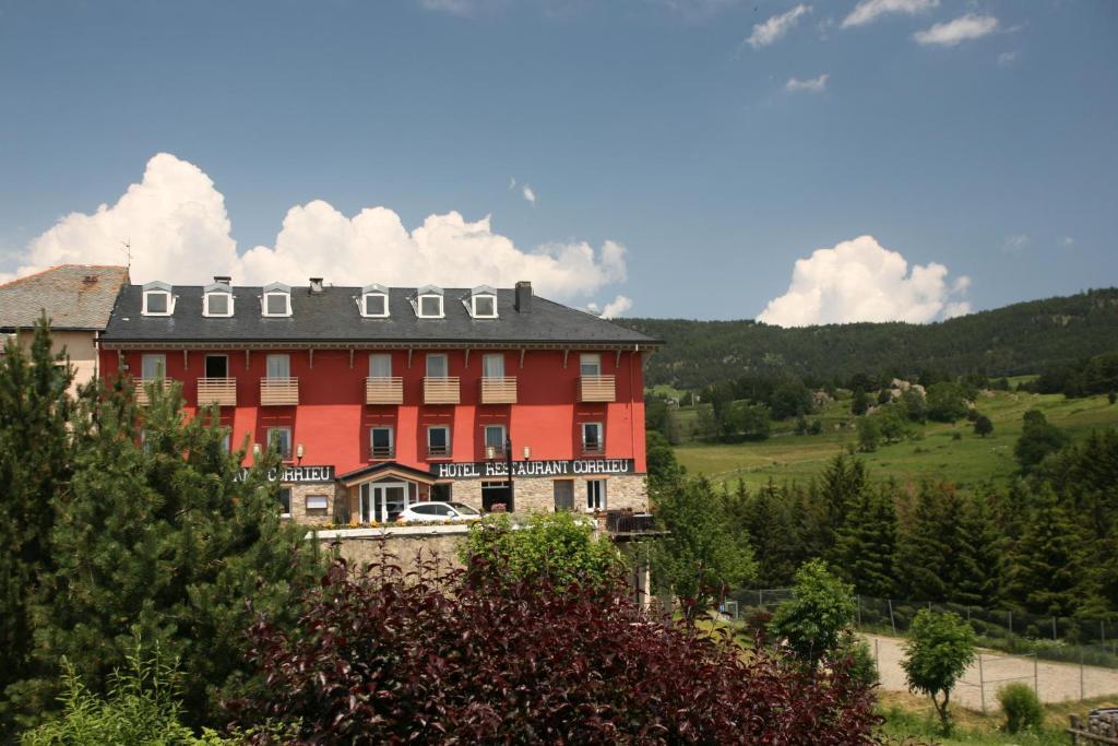 Hotel Corrieu La Llagonne エクステリア 写真