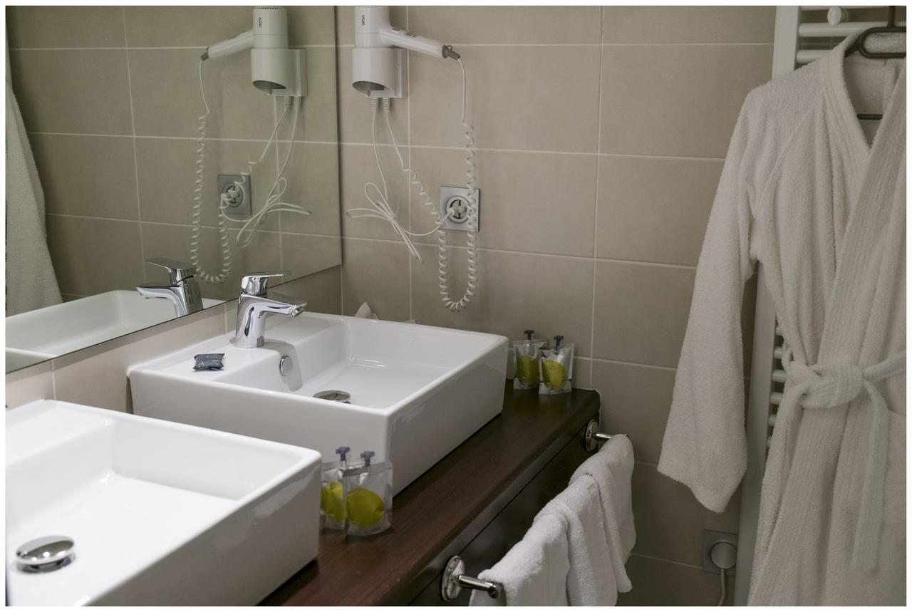 Hotel Corrieu La Llagonne エクステリア 写真